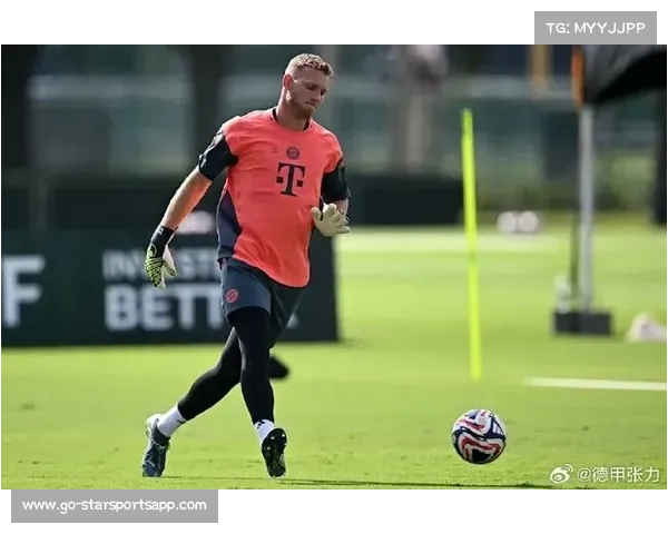 32岁门将霍伊尔费尔南德斯力压佩雷茨成为德甲汉堡首席一门